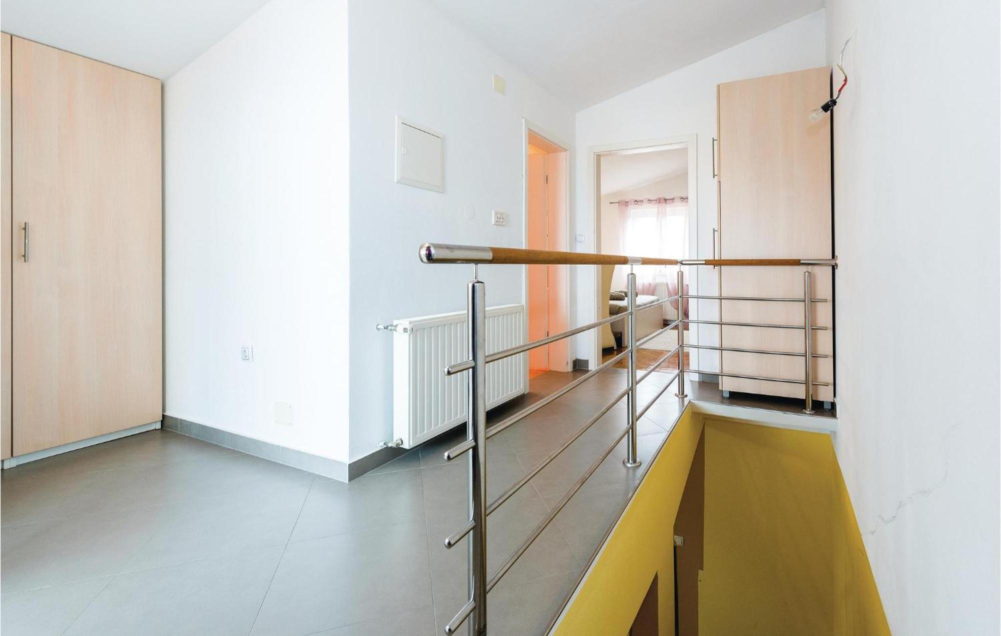 Nice Home In Sibenik With Kitchen Extérieur photo