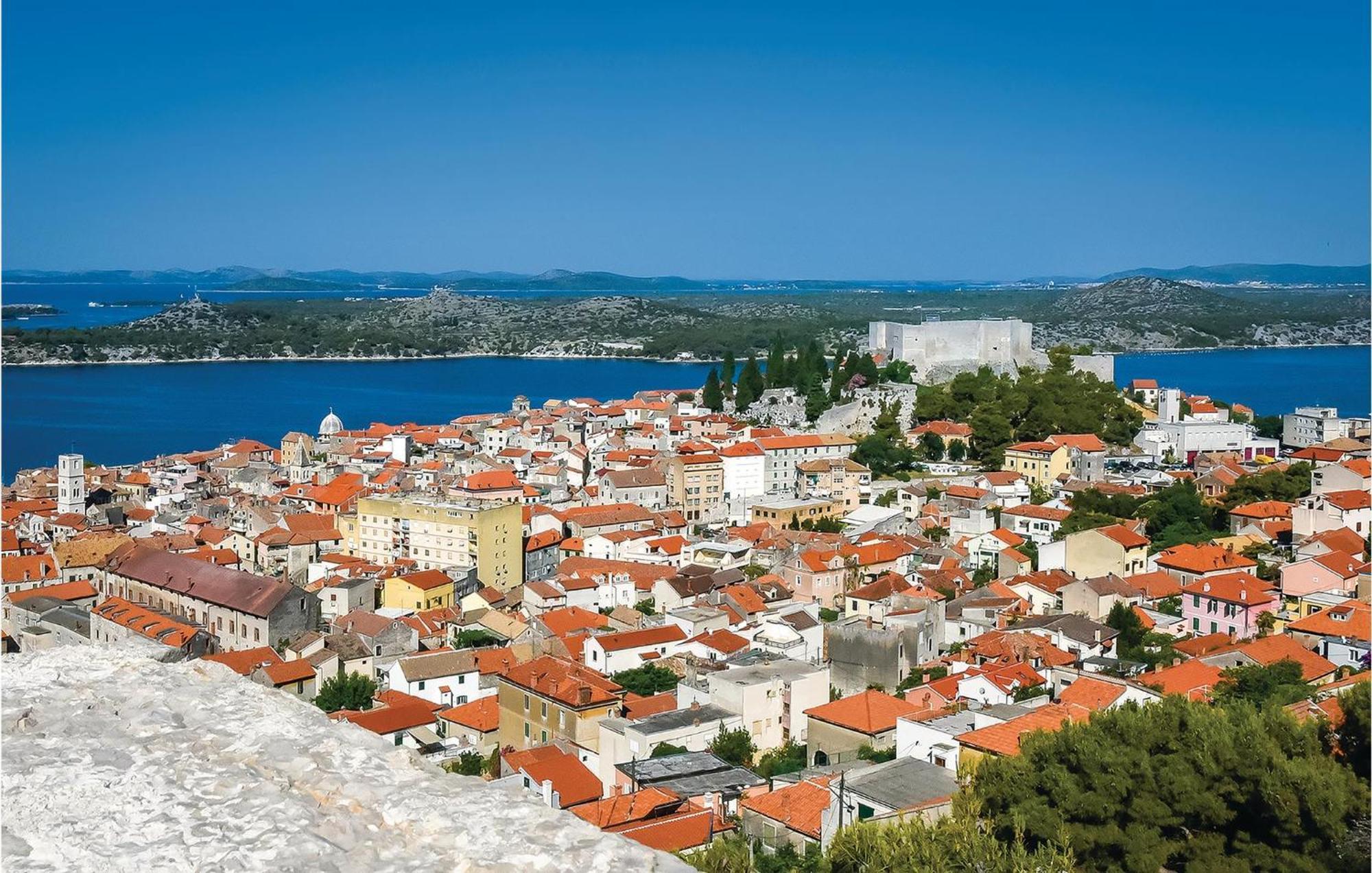 Nice Home In Sibenik With Kitchen Extérieur photo